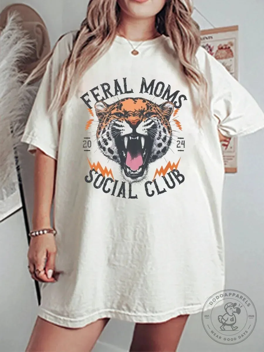 Feral Moms Social Club Leopard Head Graphic Oversized T-Shirt