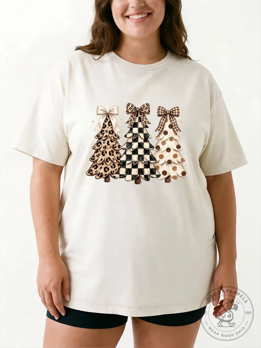 Vintage Checkered Polka Dot Leopard Print Christmas Tree Graphic T-Shirt 1 Vintage Checkered Polka Dot Leopard Print Christmas Tree Graphic T-Shirt